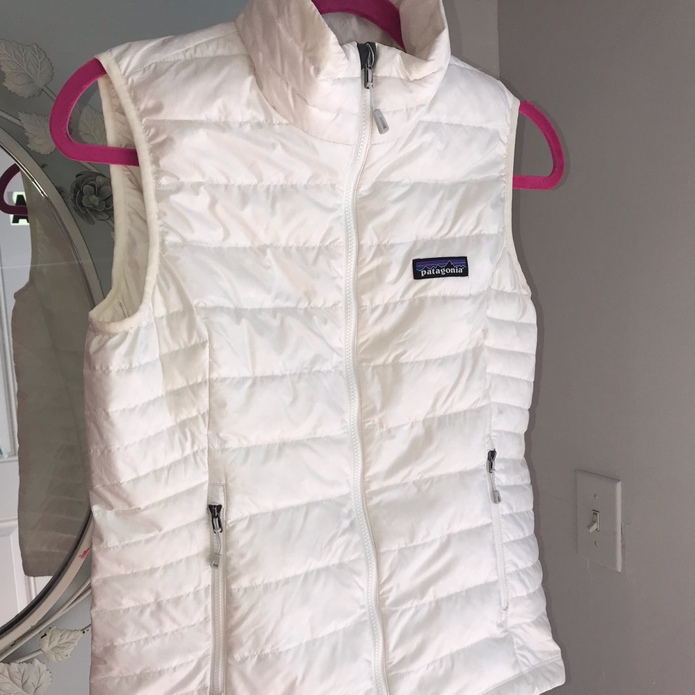 Patagonia women’s down sweater vest white puffer